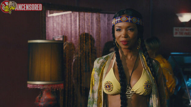 Full leaked Elise neal private photo