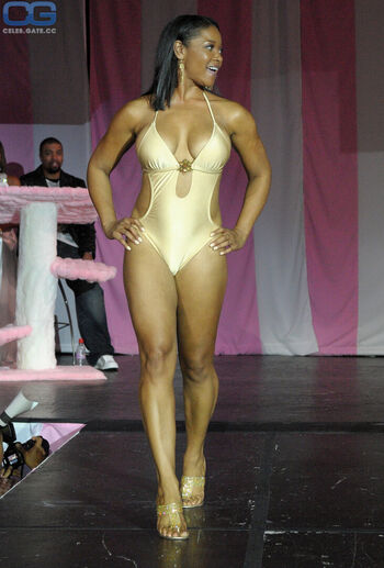 Full leaked Elise neal private photo