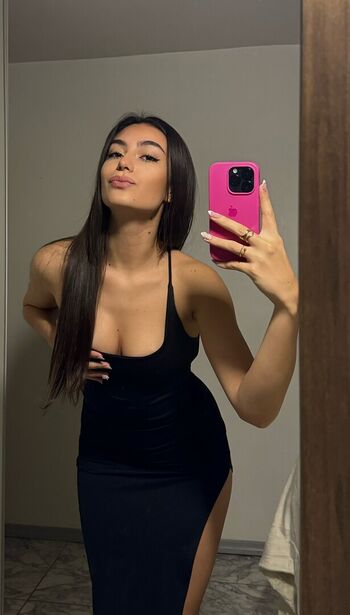 Full leaked Elise vex private onlyfans photo