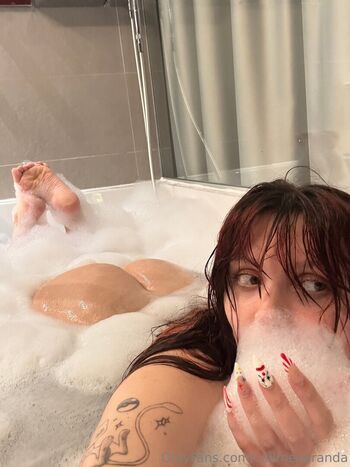 Full leaked Elisefit private photo