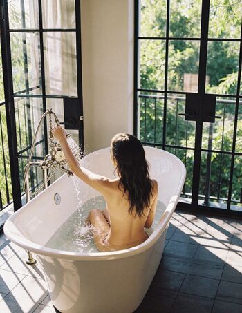 Full leaked Elisha herbert private onlyfans photo