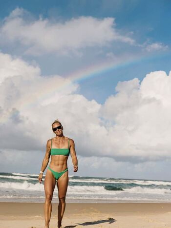 Full leaked Elizabeth clay private onlyfans photo