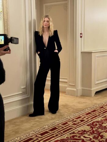 Full leaked Elizabeth debicki private onlyfans photo