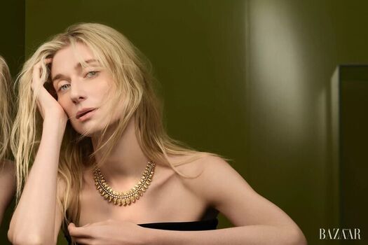 Full leaked Elizabeth debicki page private photo
