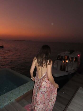 Full leaked Elizabeth hurley private onlyfans photo