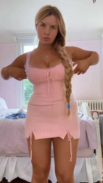 Full leaked Elizabeth m page private onlyfans photo