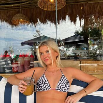 Full leaked Elizabeth nichols private photo