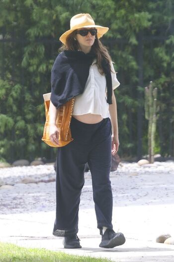 Full leaked Elizabeth olsen  page private photo