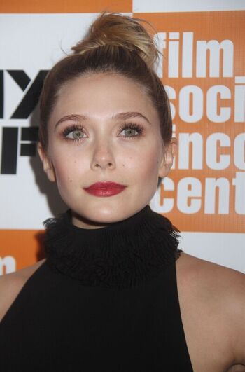 Full leaked Elizabeth olsen private photo