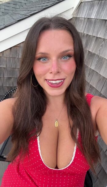 Full leaked Elizabeth owens page private photo