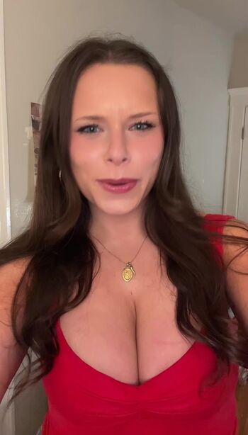 Full leaked Elizabeth owens private photo