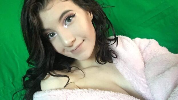 Full leaked Elizabeth reed private photo
