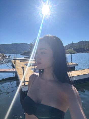 Full leaked Elizabeth wood private photo
