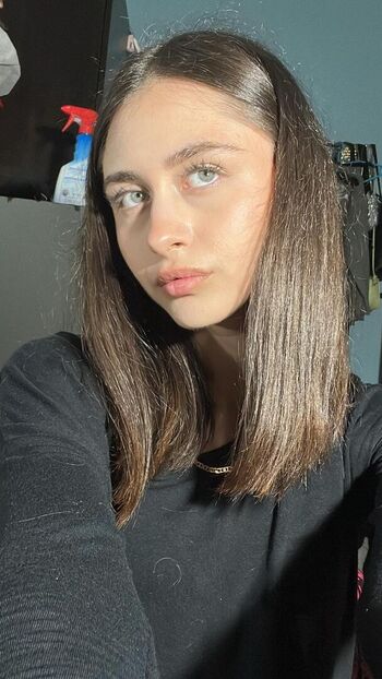 Full leaked Elizabethlynn page private onlyfans photo