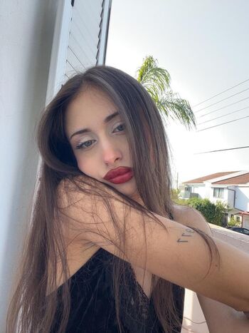 Full leaked Elizabethlynn page private onlyfans photo