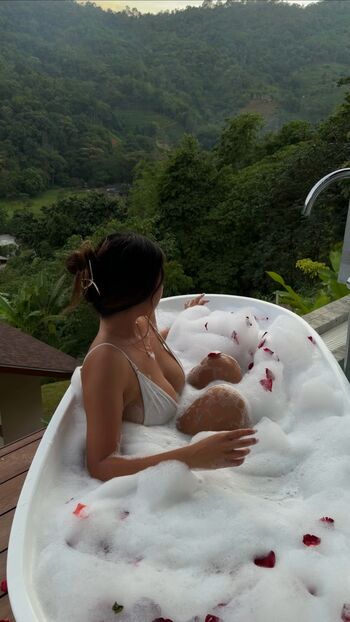 Full leaked Elizabethxpang private photo