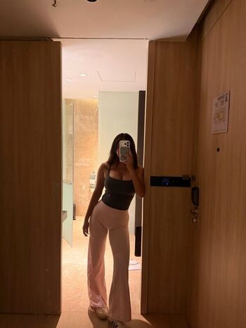 Full leaked Elizabethxpang private photo