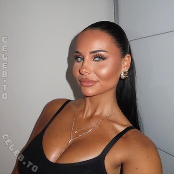 Full leaked Eljana kva private onlyfans photo