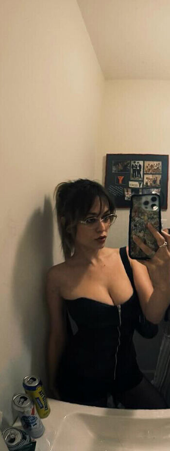 Full leaked Ella ballentine private photo