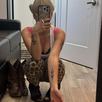 Full leaked Ella ballentine private photo