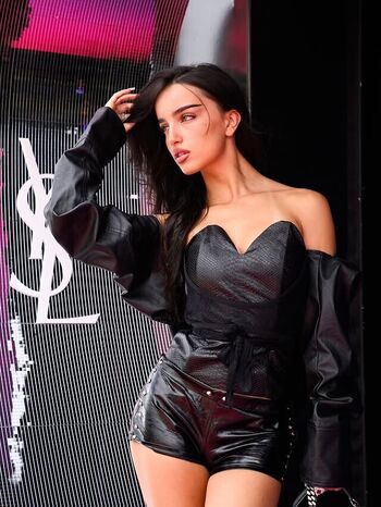 Full leaked Ella christo page private onlyfans photo