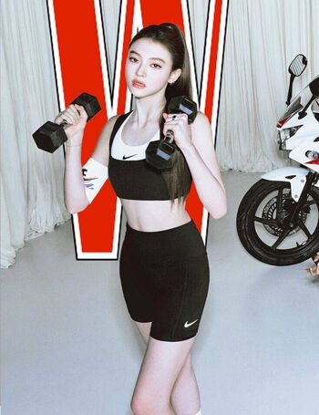 Full leaked Ella gross private onlyfans photo