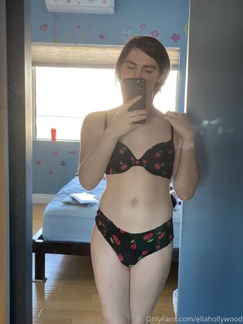 Full leaked Ella hollywood private photo
