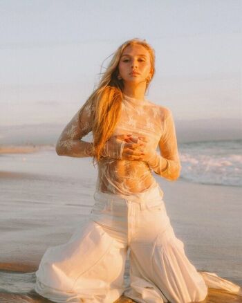 Full leaked Ella horan page private onlyfans photo