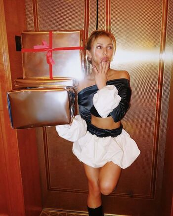 Full leaked Ella horan private onlyfans photo