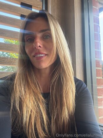 Full leaked Ella luna page private onlyfans photo