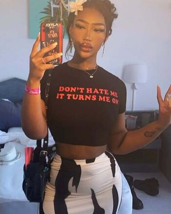 Full leaked Ella mac private onlyfans photo