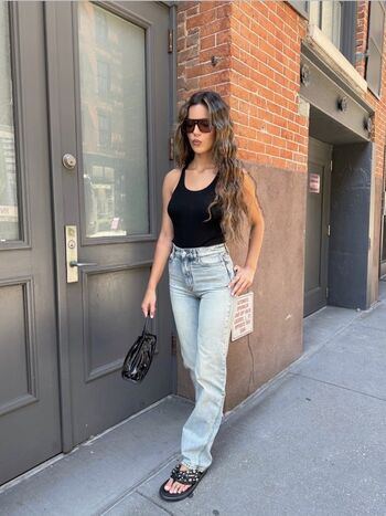 Full leaked Ella mendelsohn page private photo