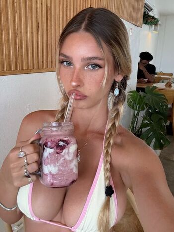 Full leaked Ella netzer private photo