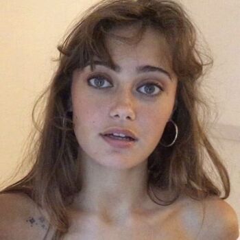Full leaked Ella purnell private photo