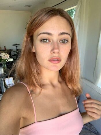 Full leaked Ella purnell private photo