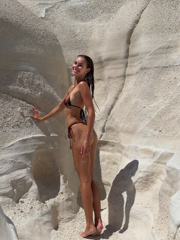 Full leaked Ellaalexandraxo private photo