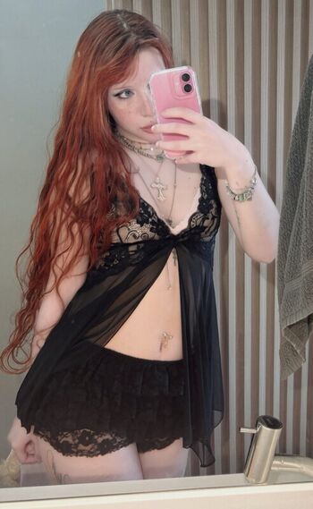 Full leaked Ellacr private photo