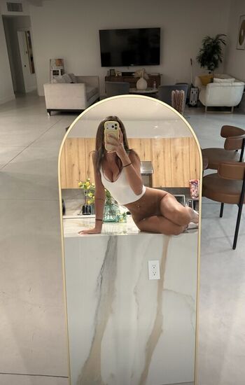 Full leaked Ellapetitee private photo