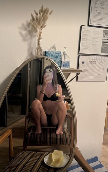 Full leaked Ellapetitee private photo