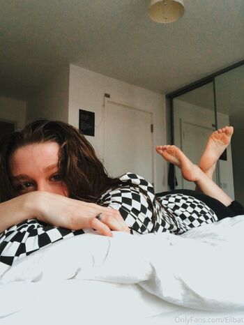 Full leaked Ellbat private onlyfans photo