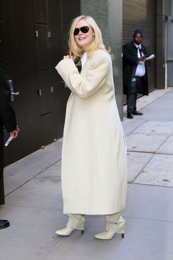 Elle Fanning