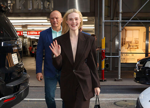 Full leaked Elle fanning page private photo