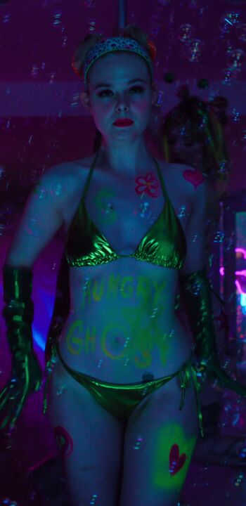 Full leaked Elle fanning private photo