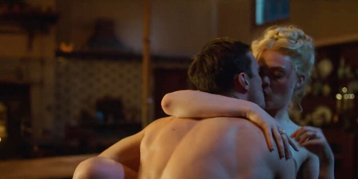 Full leaked Elle fanning page private photo