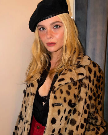Full leaked Elle fanning private photo