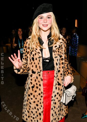 Full leaked Elle fanning private photo