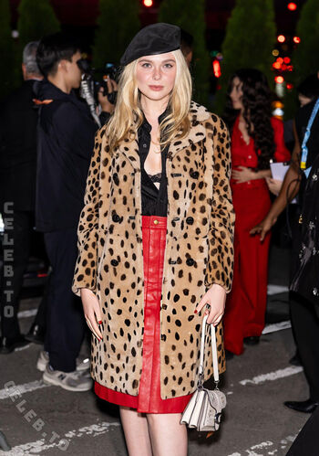Full leaked Elle fanning private photo