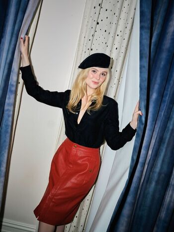 Full leaked Elle fanning page private photo