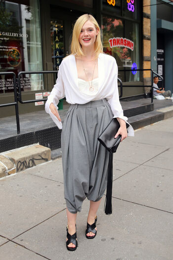 Full leaked Elle fanning page private photo