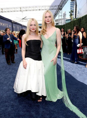 Full leaked Elle fanning page private photo